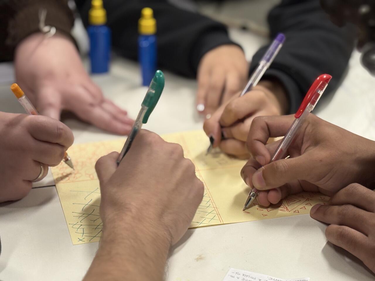 Rabiscando experiências entre designers e usuários